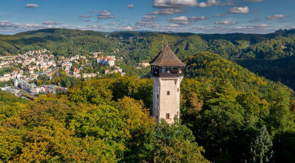 Bluestars Apartments Karlovy Vary Exterior photo